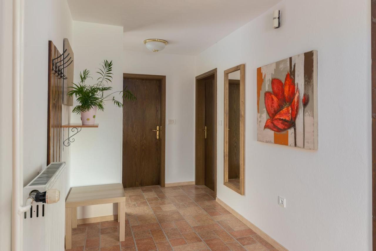 Apartment Valy - Free Bikes, Relaxing Terrace & Near Bled Dış mekan fotoğraf