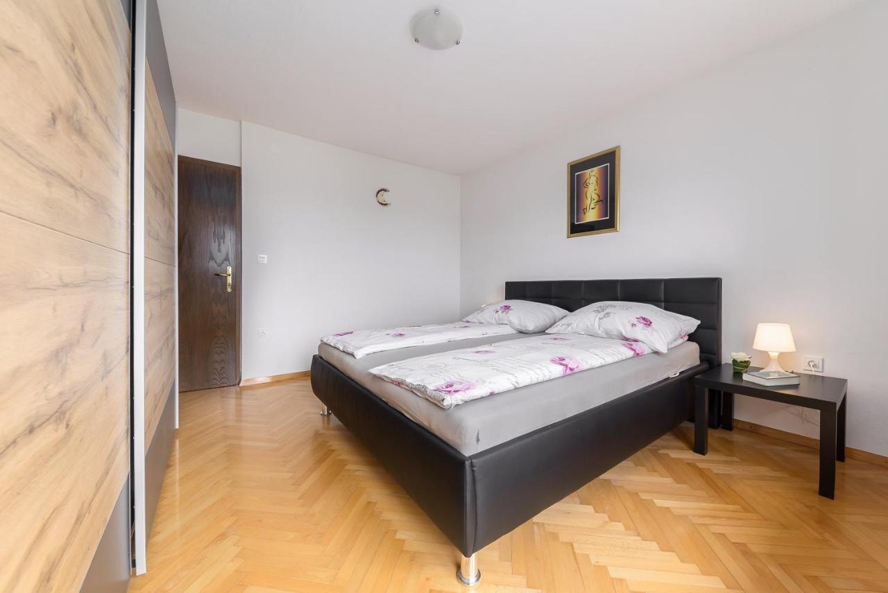 Apartment Valy - Free Bikes, Relaxing Terrace & Near Bled Dış mekan fotoğraf